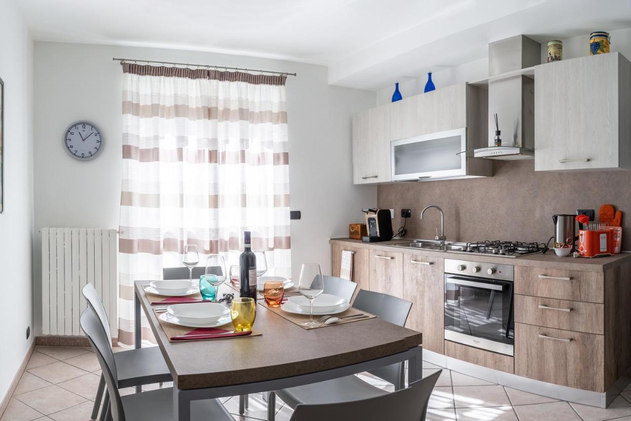 A 2 Passi Da Alba With 6 Beds Apartment Rodello Exterior photo