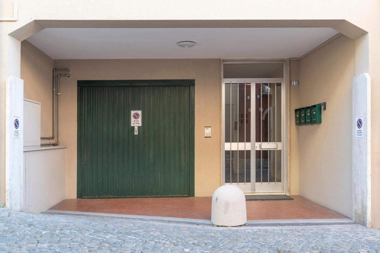 A 2 Passi Da Alba With 6 Beds Apartment Rodello Exterior photo